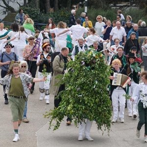 4f9eacca-7aef-4422-9a16-736b35b95e65-Whitstable Jack-in-the-Green May Day Celebrations(2) 2022 by @whitstable.live.jpeg