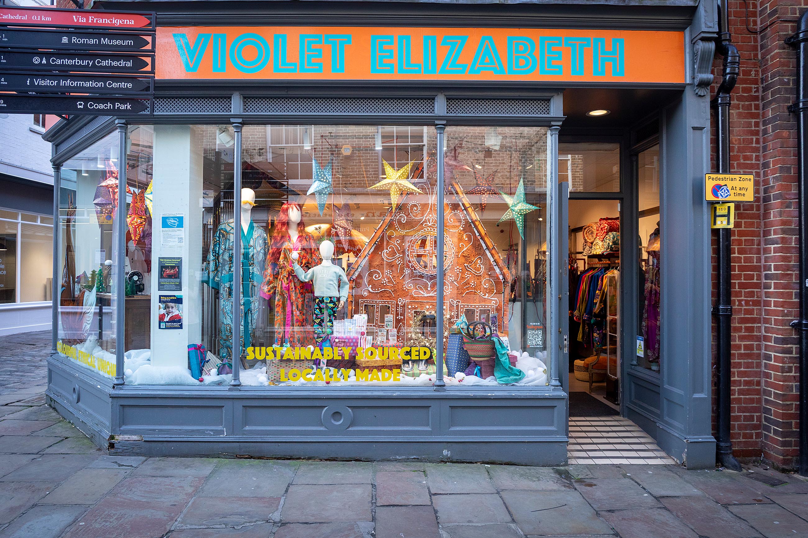 Violet Elizabeth Christmas Window Prize Giving C.Alex Hare (14)