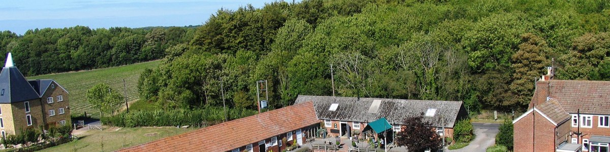 chalkpitfarmyard1.jpg