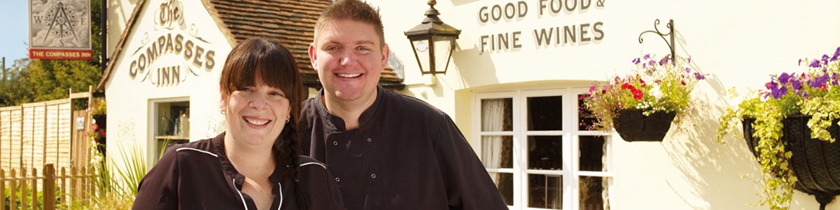 Compasses Inn, Crundale (46) Licensees Donna And Rob Taylor