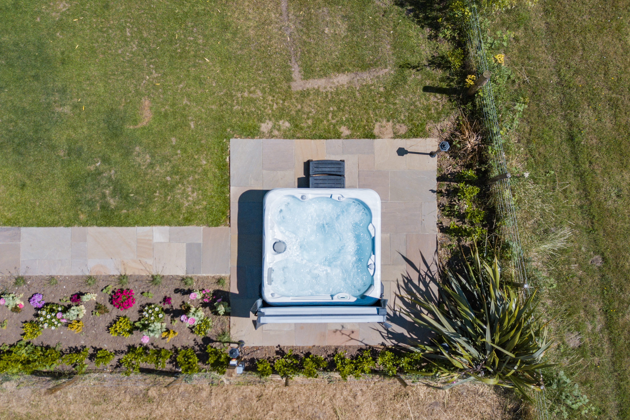 Hot Tub (11)