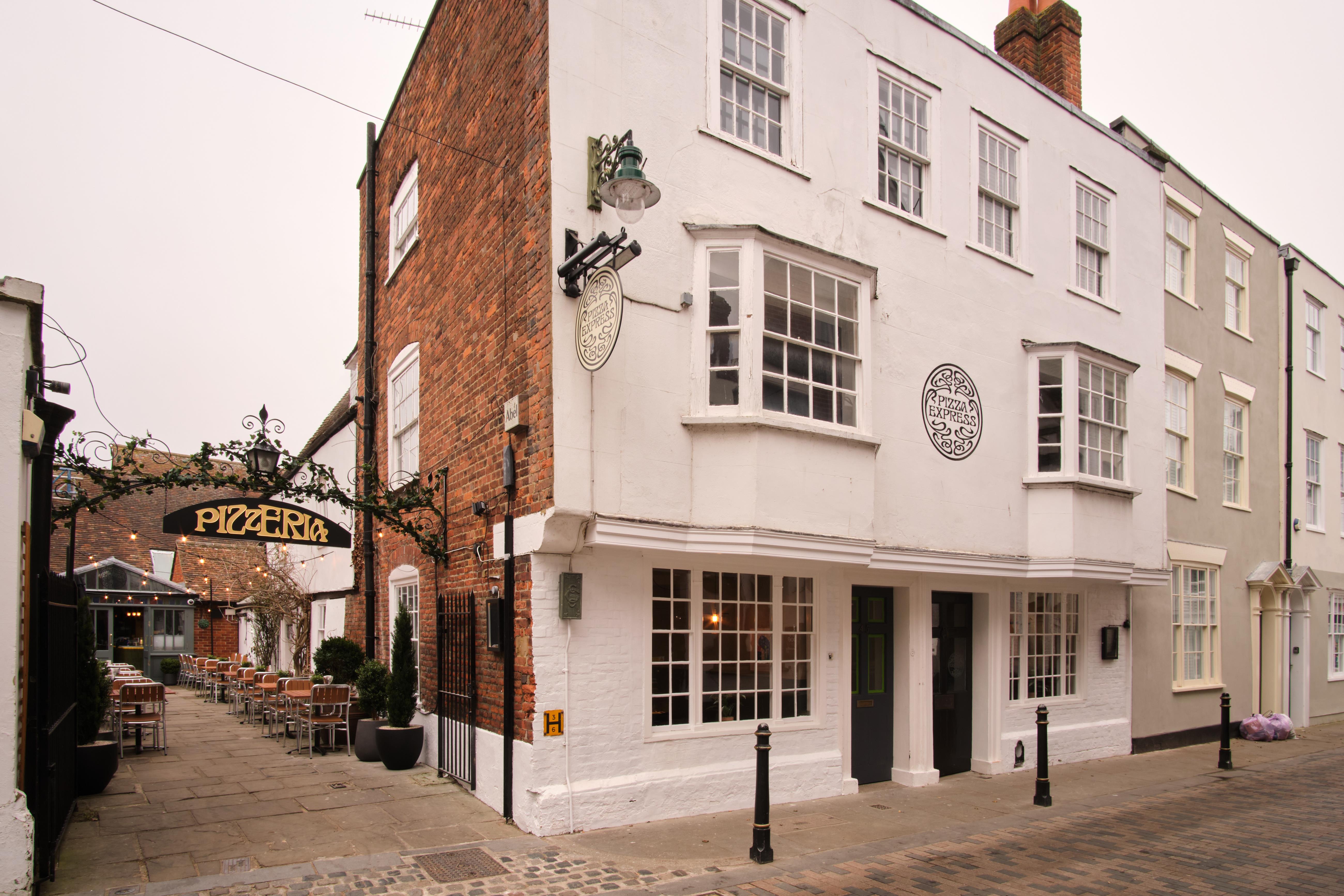 Canterbury Ln - f9h1a61